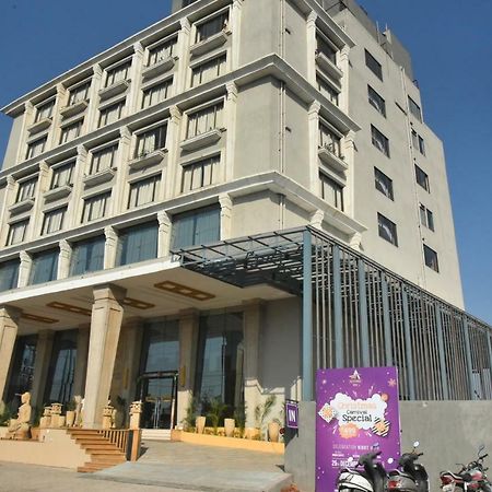 Hotel Accord Premier Raigarh Zewnętrze zdjęcie