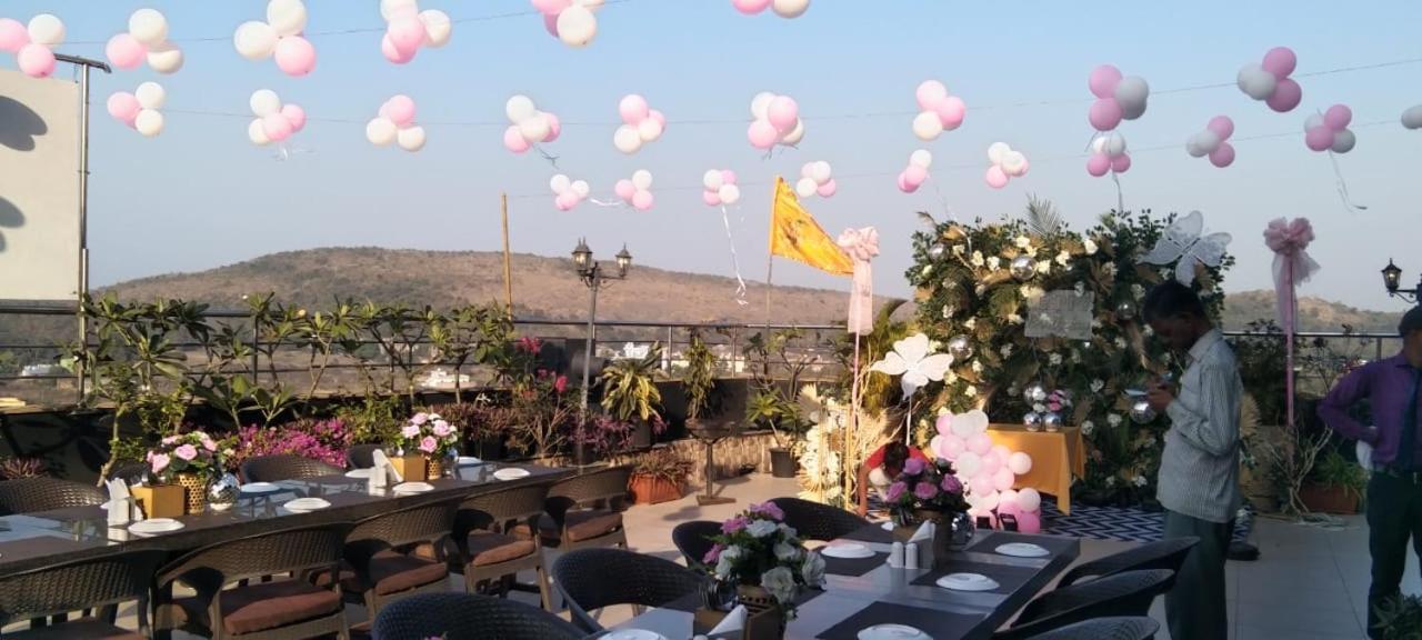 Hotel Accord Premier Raigarh Zewnętrze zdjęcie