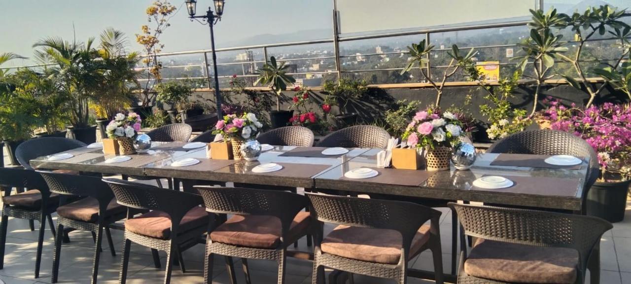 Hotel Accord Premier Raigarh Zewnętrze zdjęcie