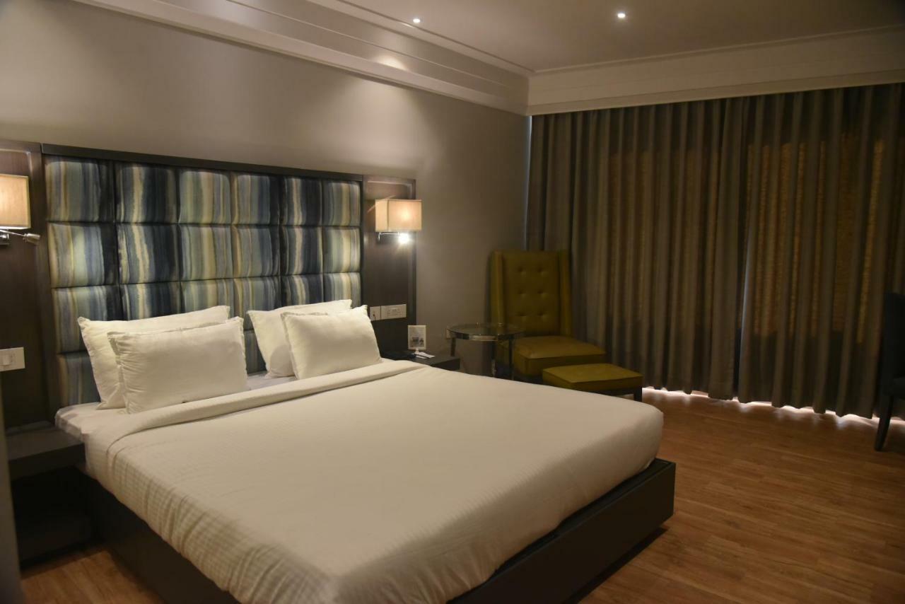 Hotel Accord Premier Raigarh Zewnętrze zdjęcie