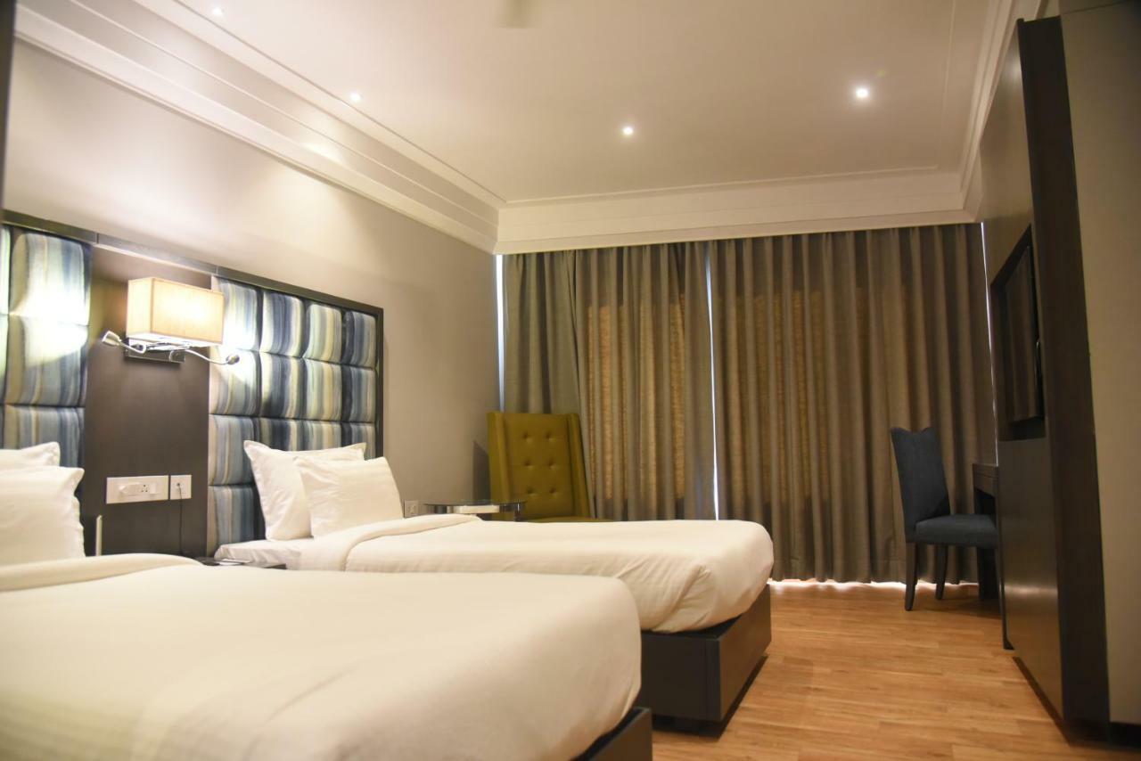 Hotel Accord Premier Raigarh Zewnętrze zdjęcie