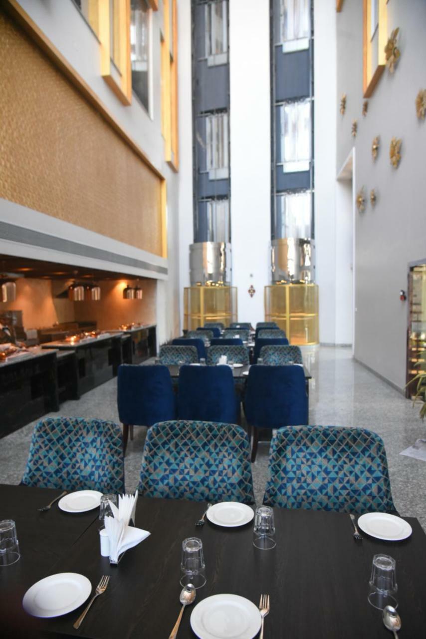 Hotel Accord Premier Raigarh Zewnętrze zdjęcie