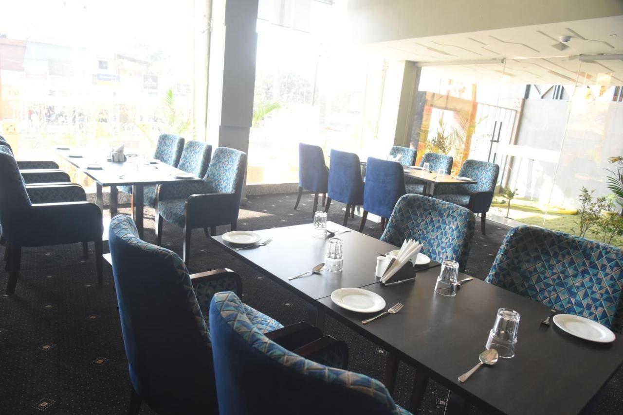 Hotel Accord Premier Raigarh Zewnętrze zdjęcie